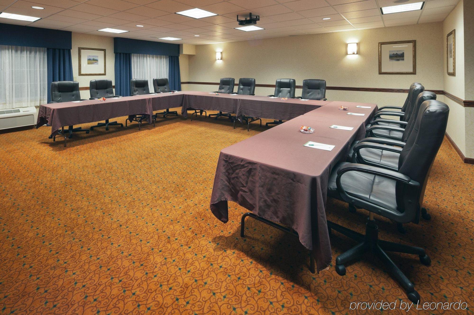 Country Inn & Suites By Radisson, Madison, Al Negócio foto
